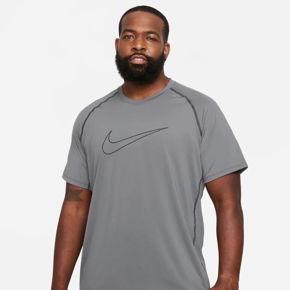 nike pro dri fit short sleeves men shirt Gray